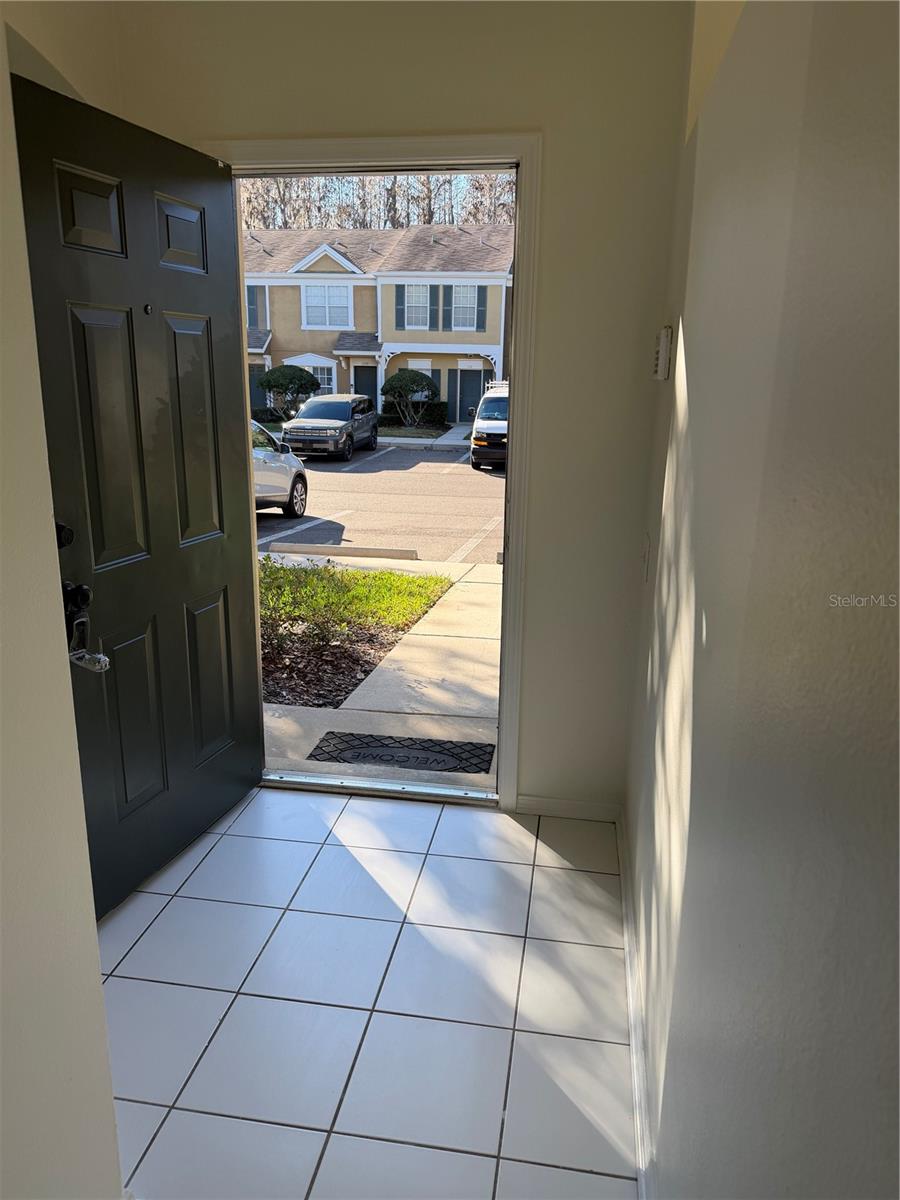 1206 KENNEWICK COURT