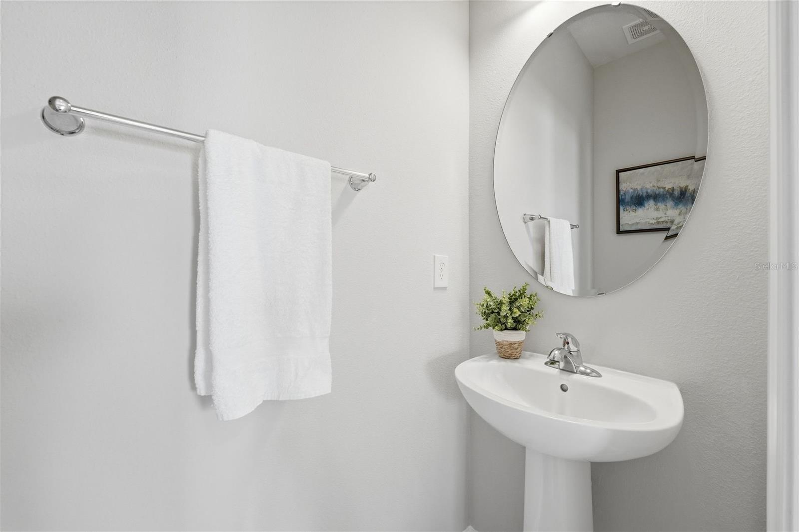 ASTONIA - Residential