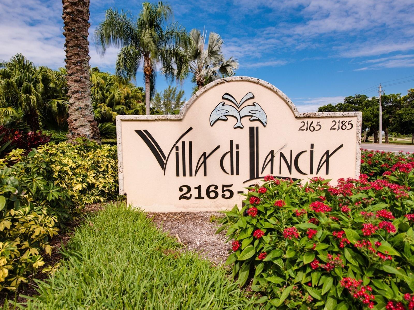 VILLA DI LANCIA PH 1 - Residential