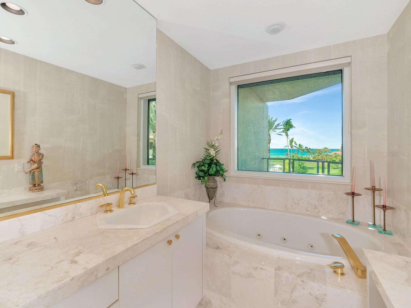 VILLA DI LANCIA PH 1 - Residential