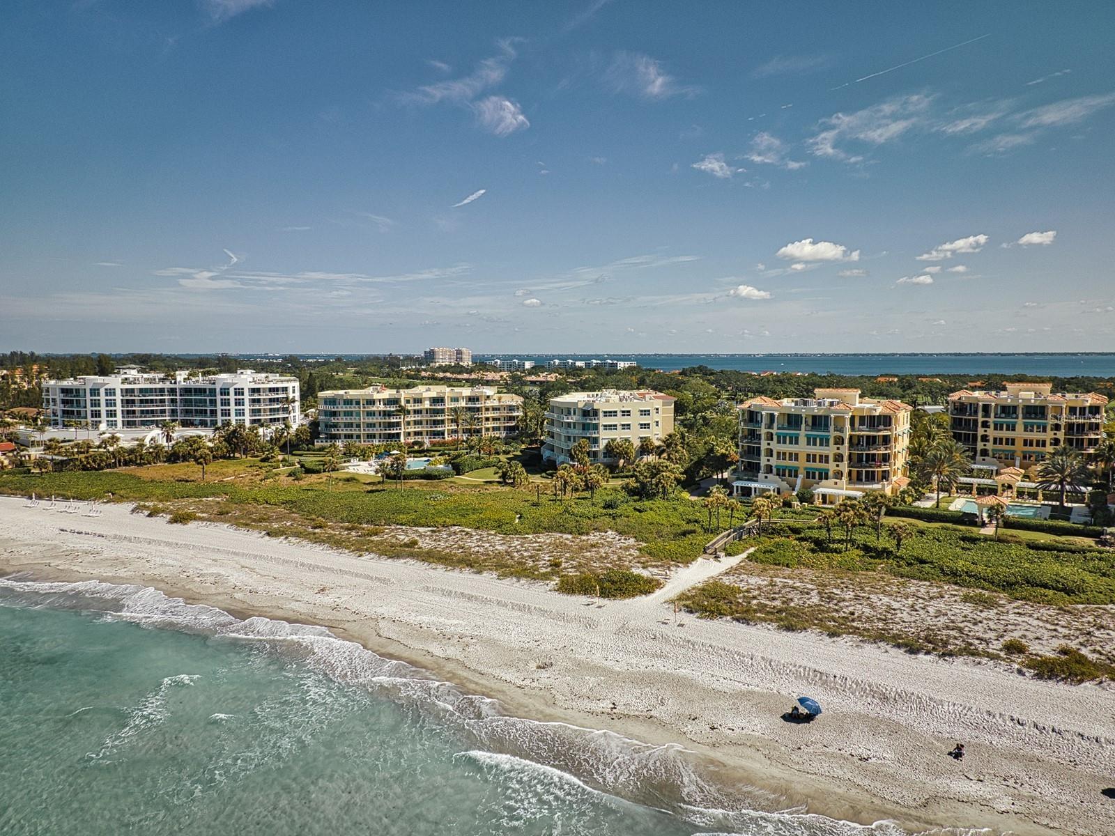 VILLA DI LANCIA PH 1 - Residential