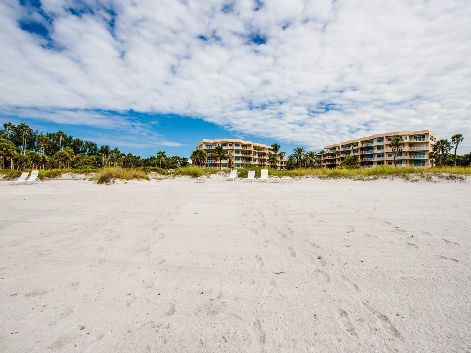 VILLA DI LANCIA PH 1 - Residential