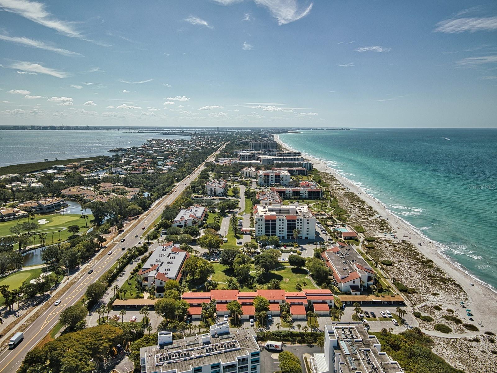 VILLA DI LANCIA PH 1 - Residential