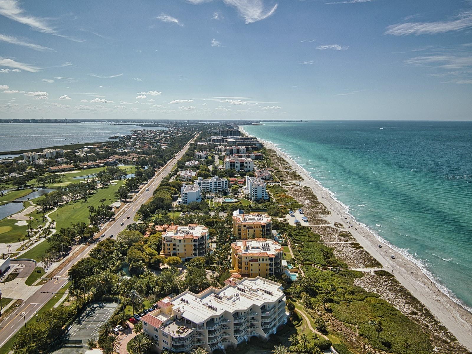 VILLA DI LANCIA PH 1 - Residential