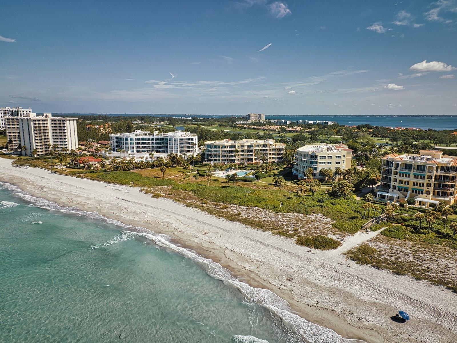 VILLA DI LANCIA PH 1 - Residential