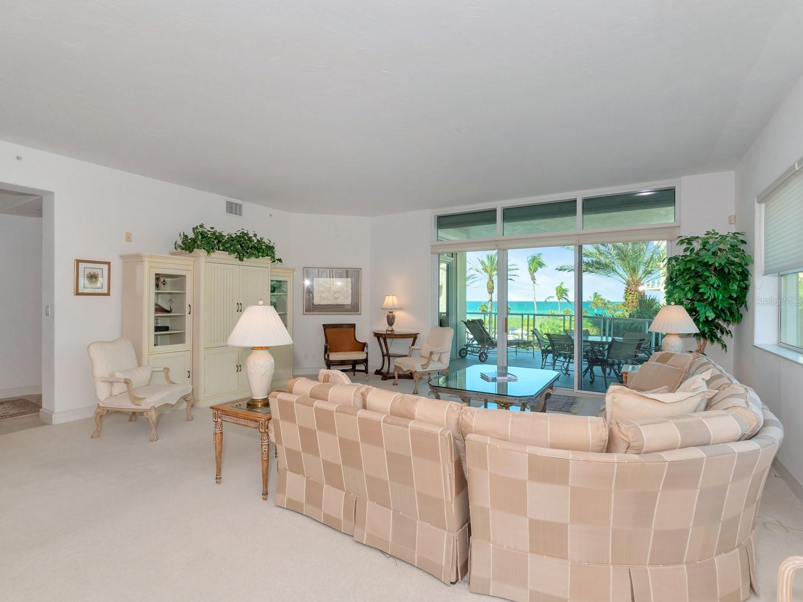 VILLA DI LANCIA PH 1 - Residential