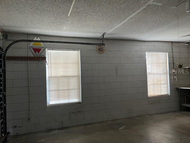 BEL AIRE PINES - Residential