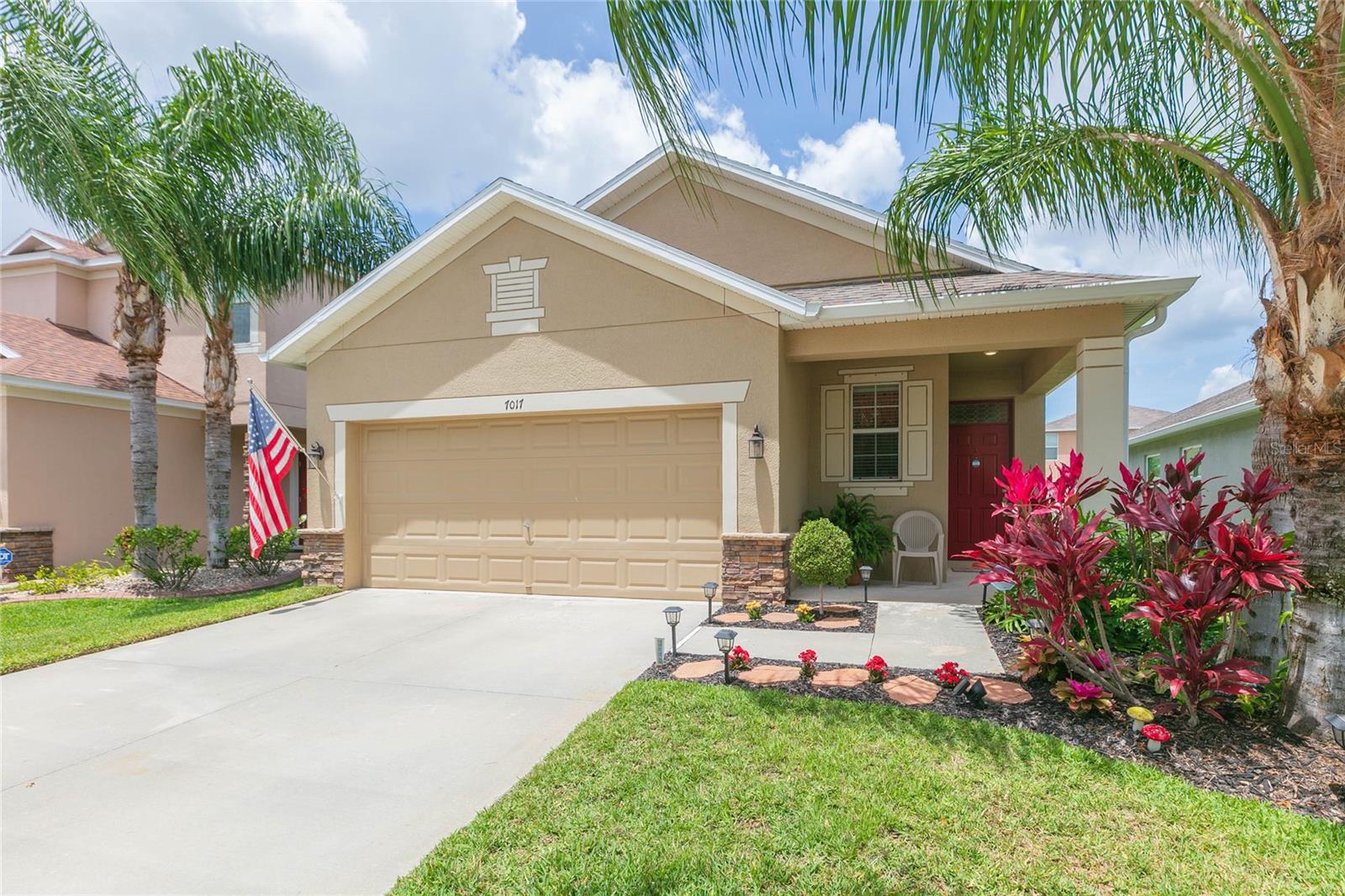 7017 FEATHER WOOD DRIVE