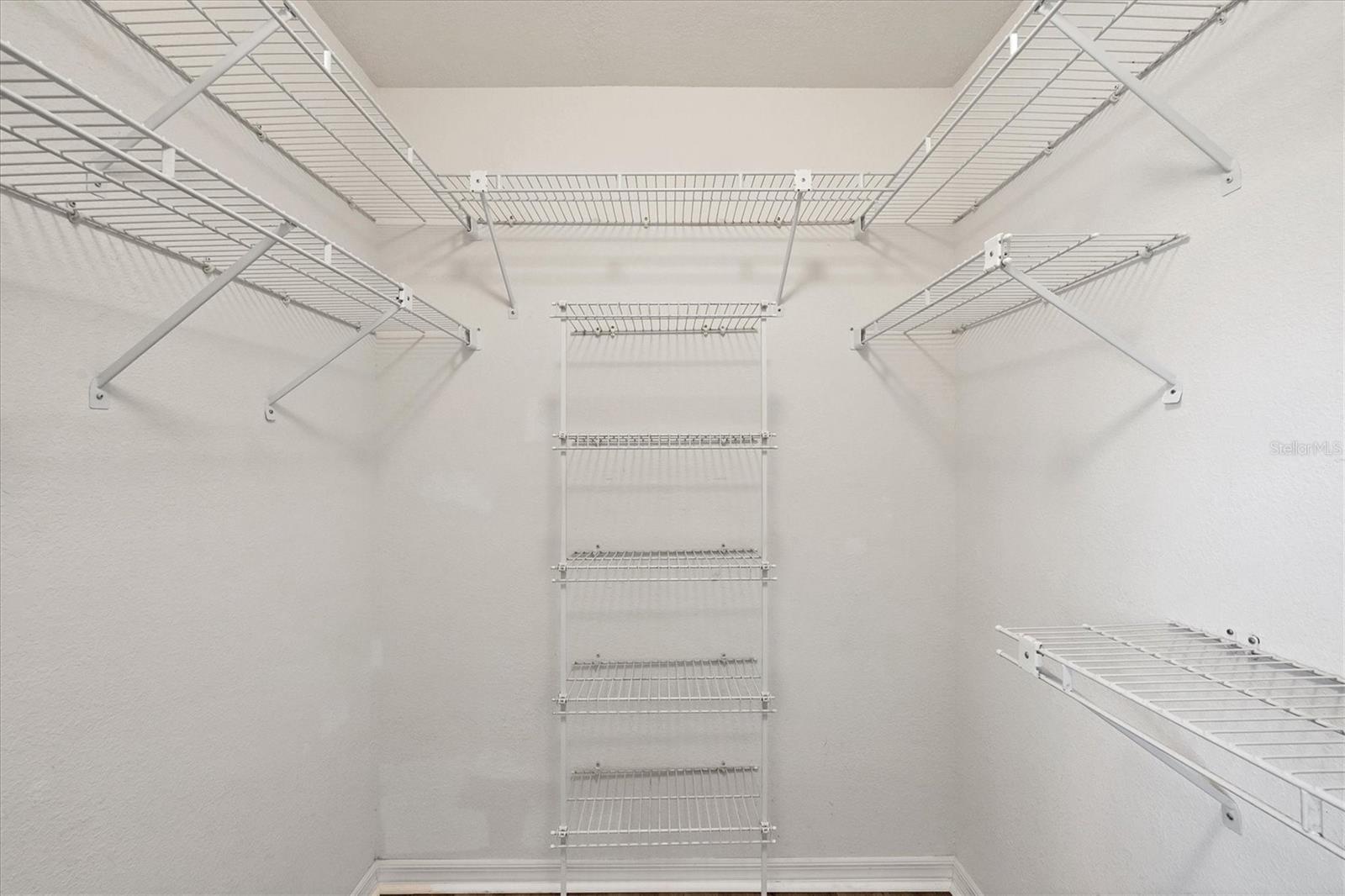 QUAIL LAKE - Residential