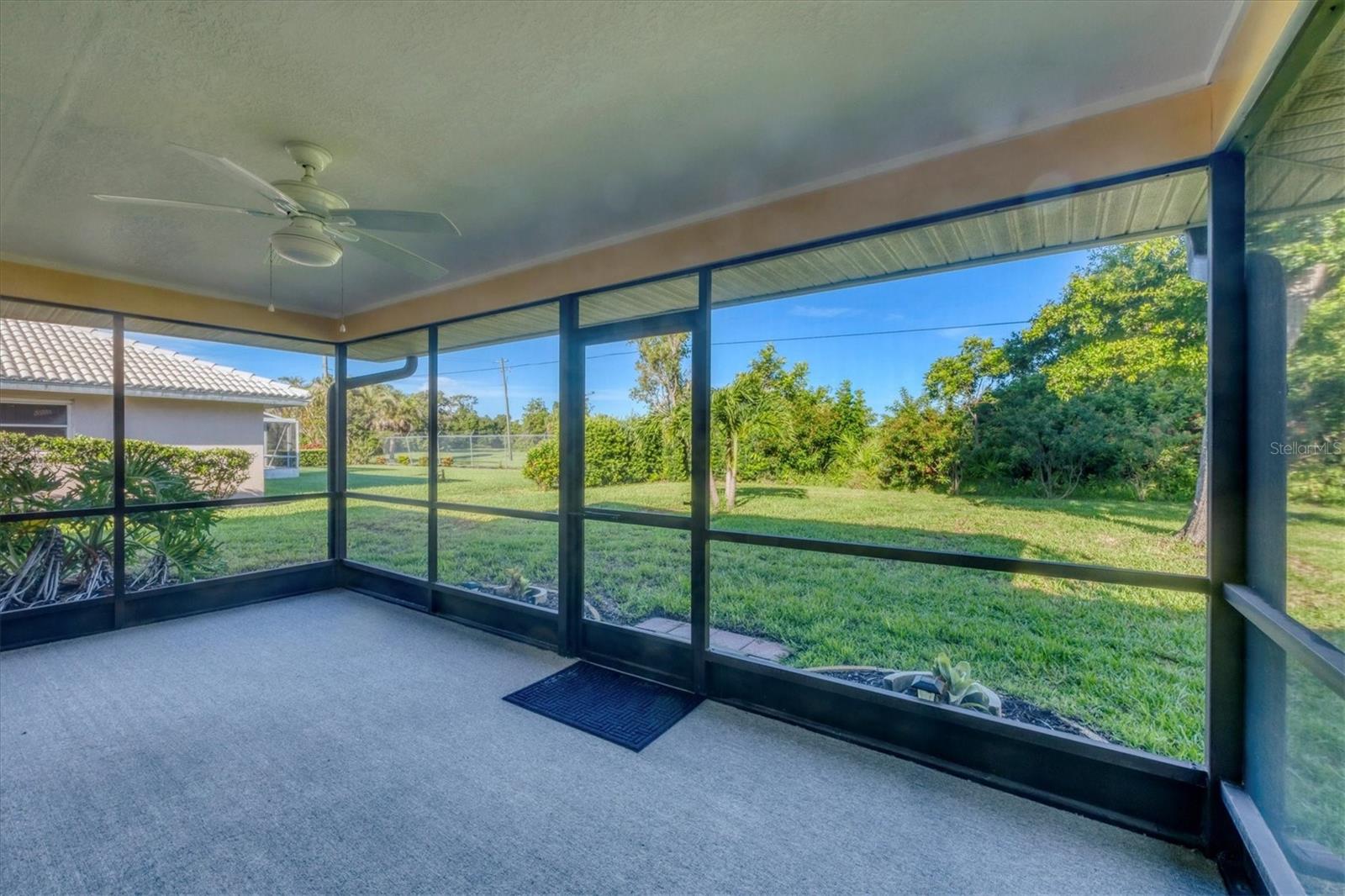 1614 QUAIL LAKE DR