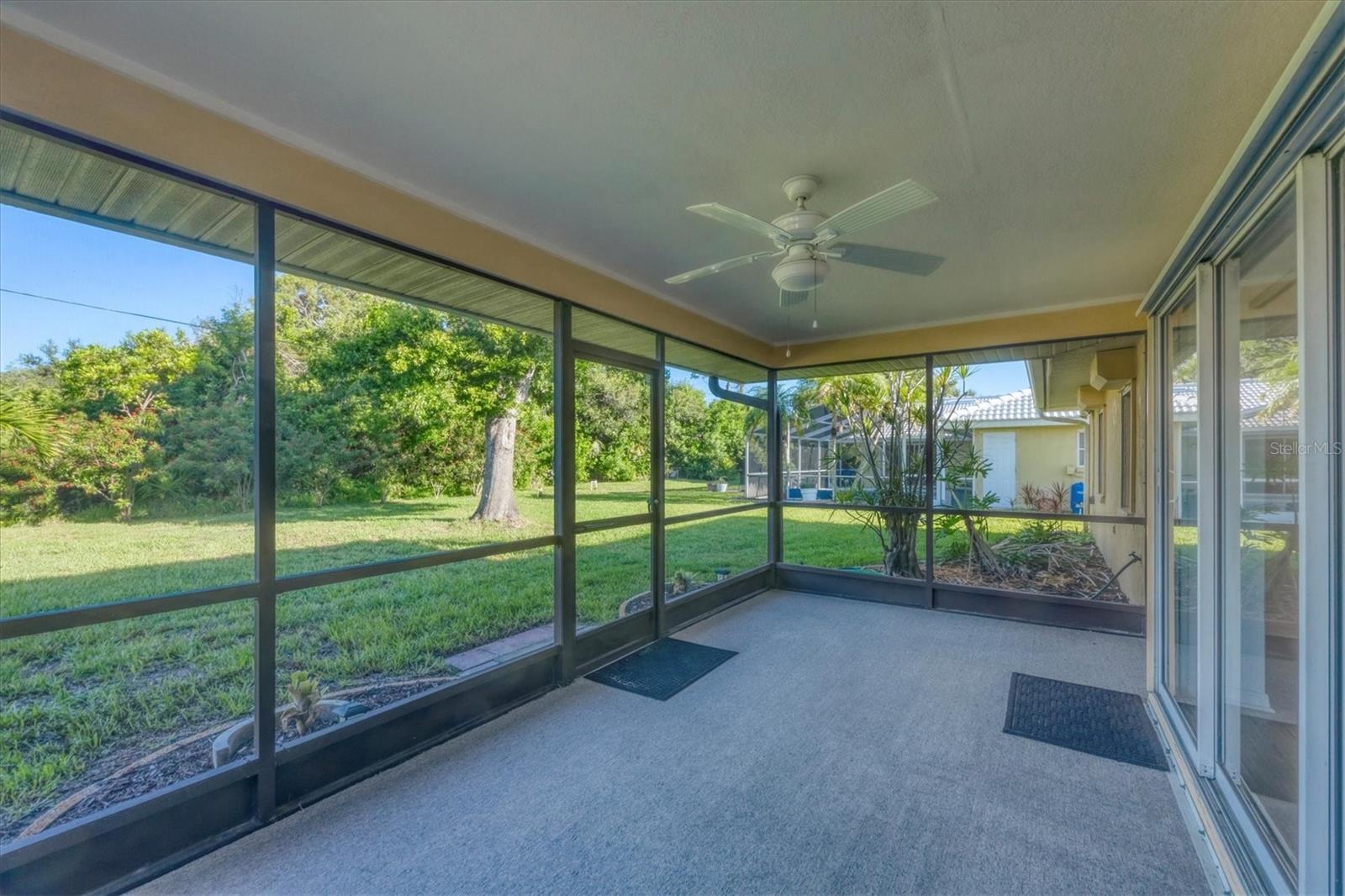 QUAIL LAKE - Residential