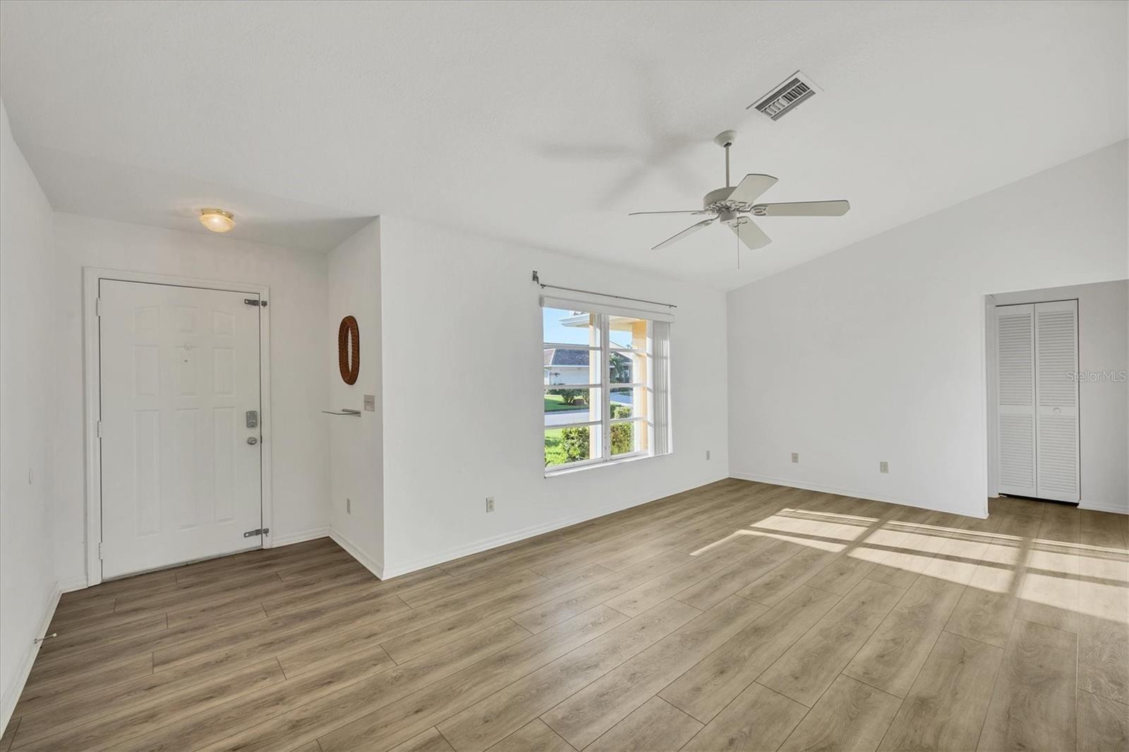 1614 QUAIL LAKE DR
