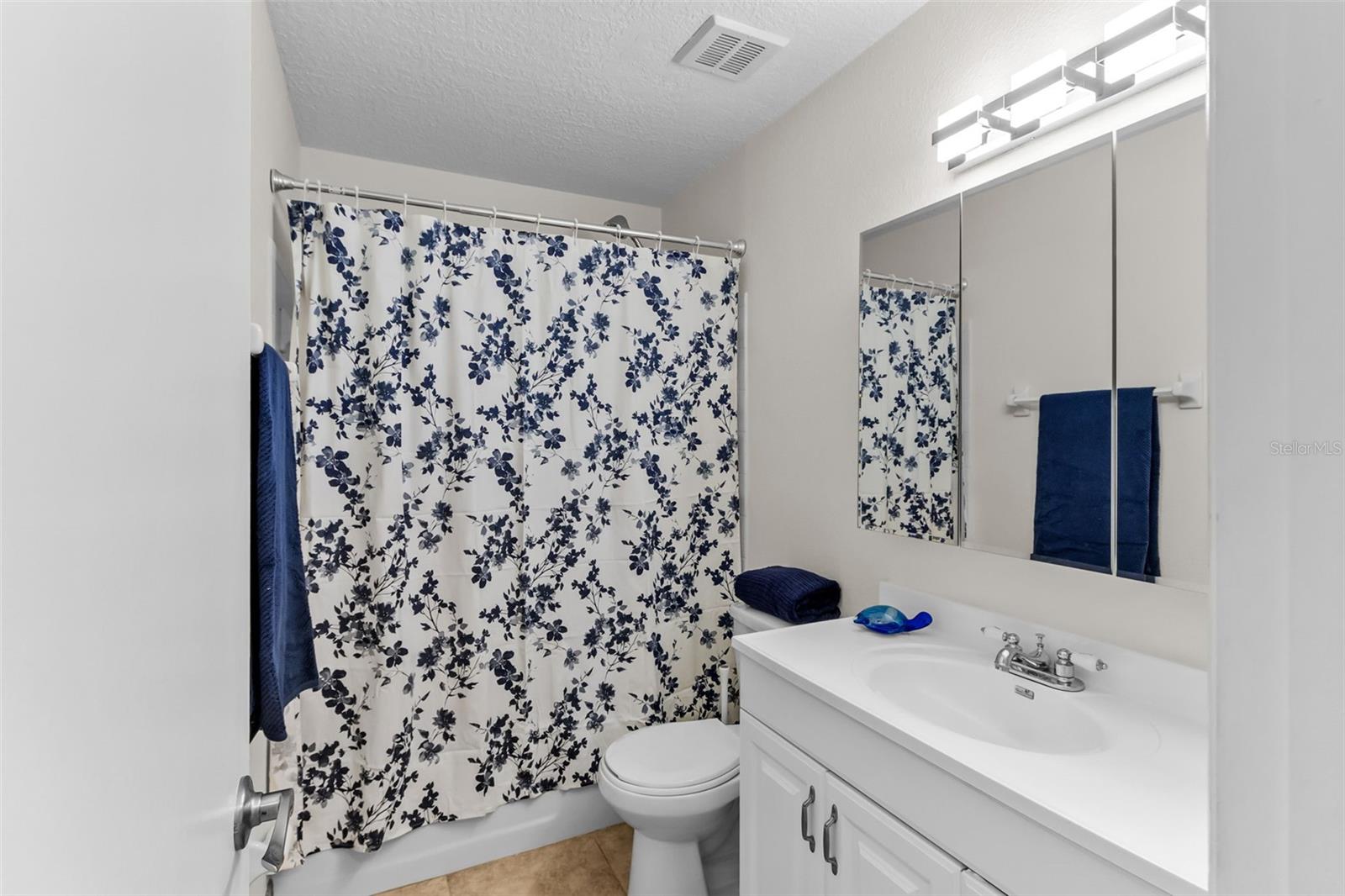 WATERSIDE AT COQUINA KEY SOUTH - Residential