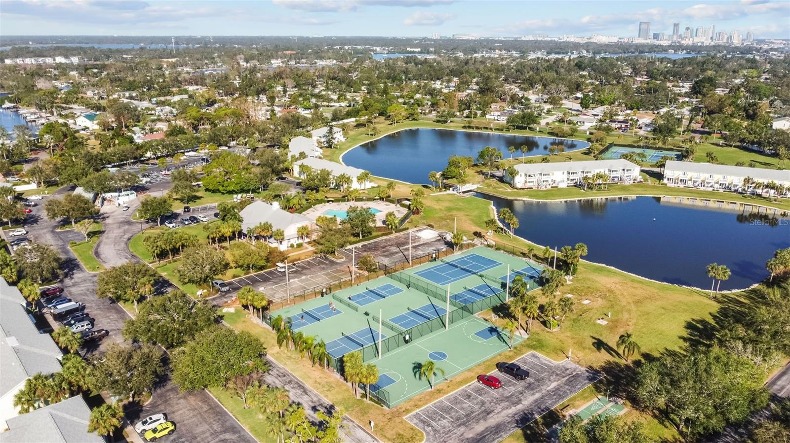 WATERSIDE AT COQUINA KEY SOUTH - Residential