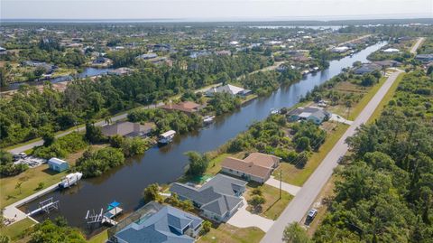 A home in PORT CHARLOTTE