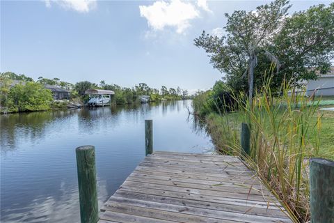 A home in PORT CHARLOTTE