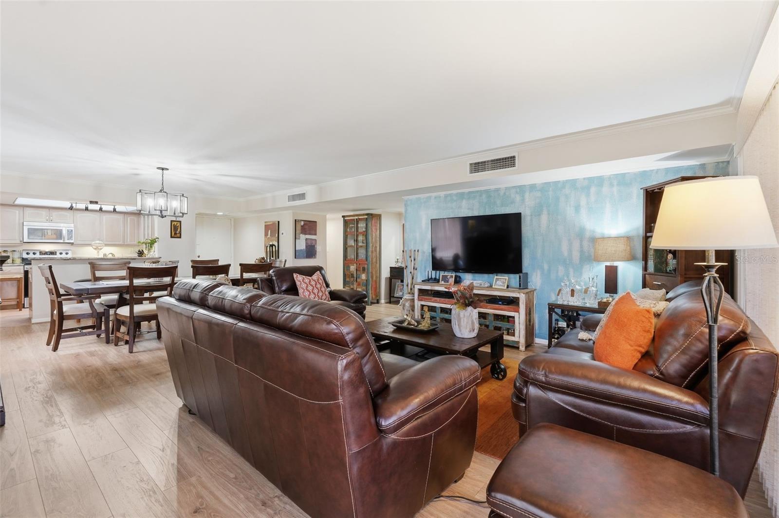 700 STARKEY ROAD 622