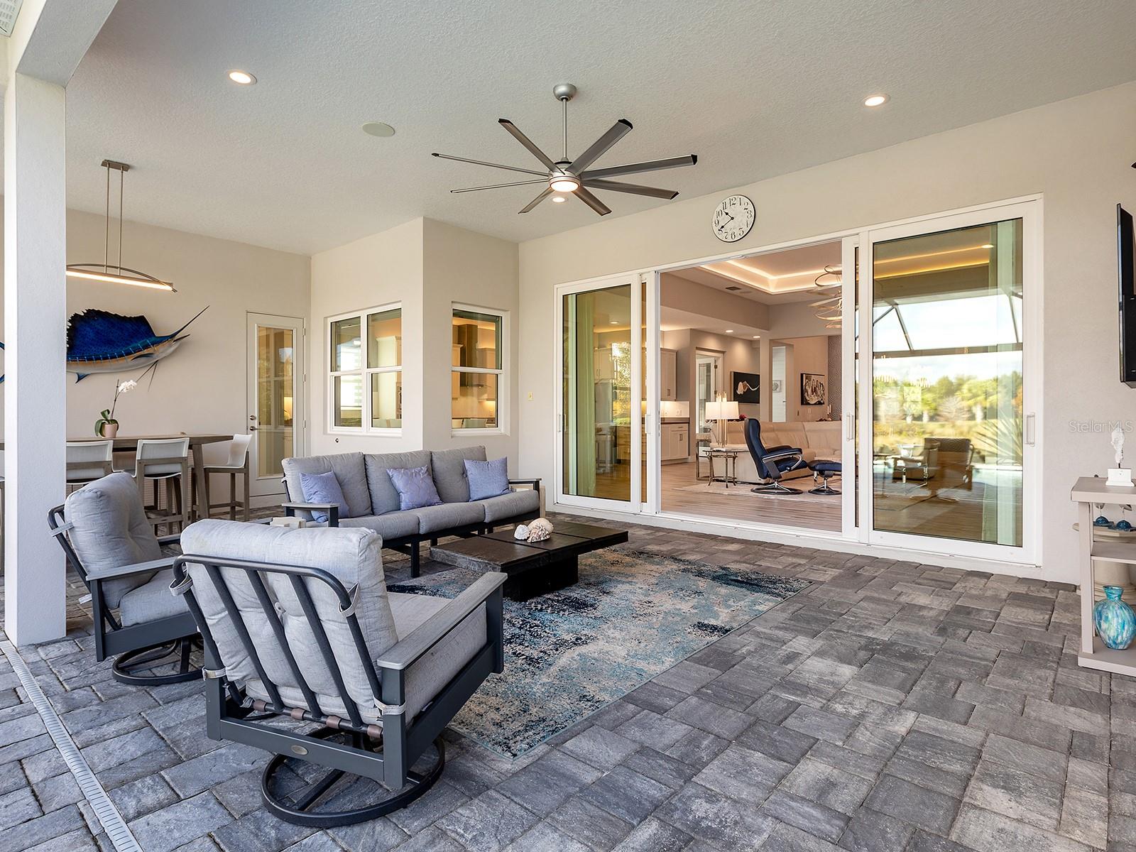 LAKEHOUSE COVE/WATERSIDE PH 1A - Residential