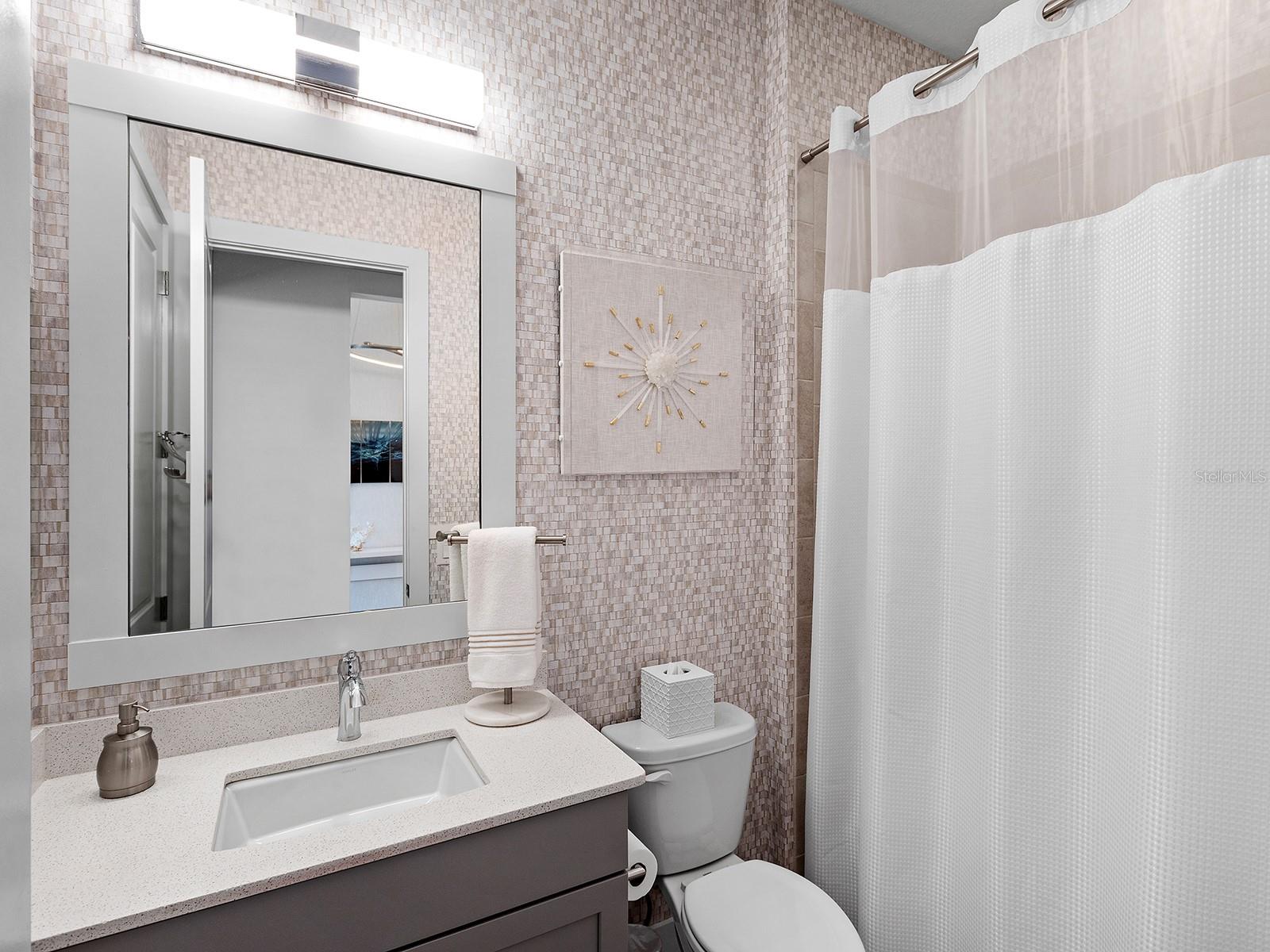 LAKEHOUSE COVE/WATERSIDE PH 1A - Residential