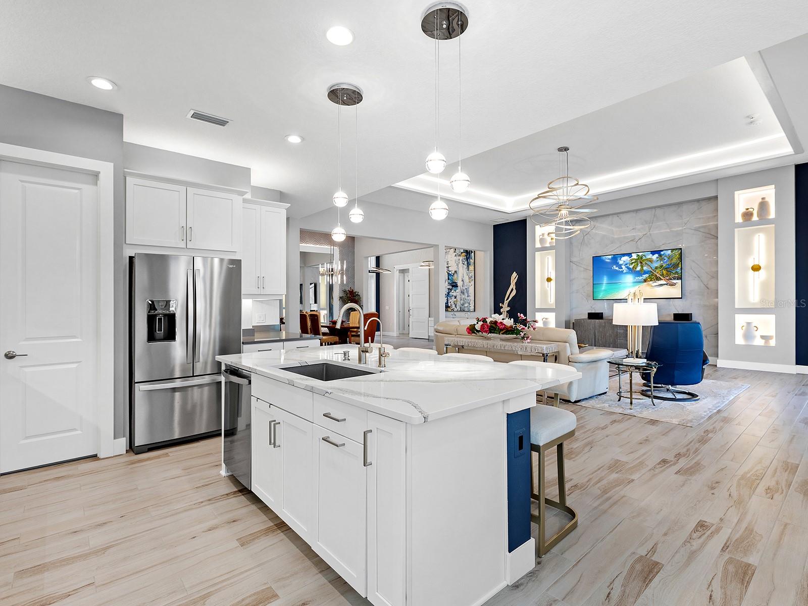 LAKEHOUSE COVE/WATERSIDE PH 1A - Residential