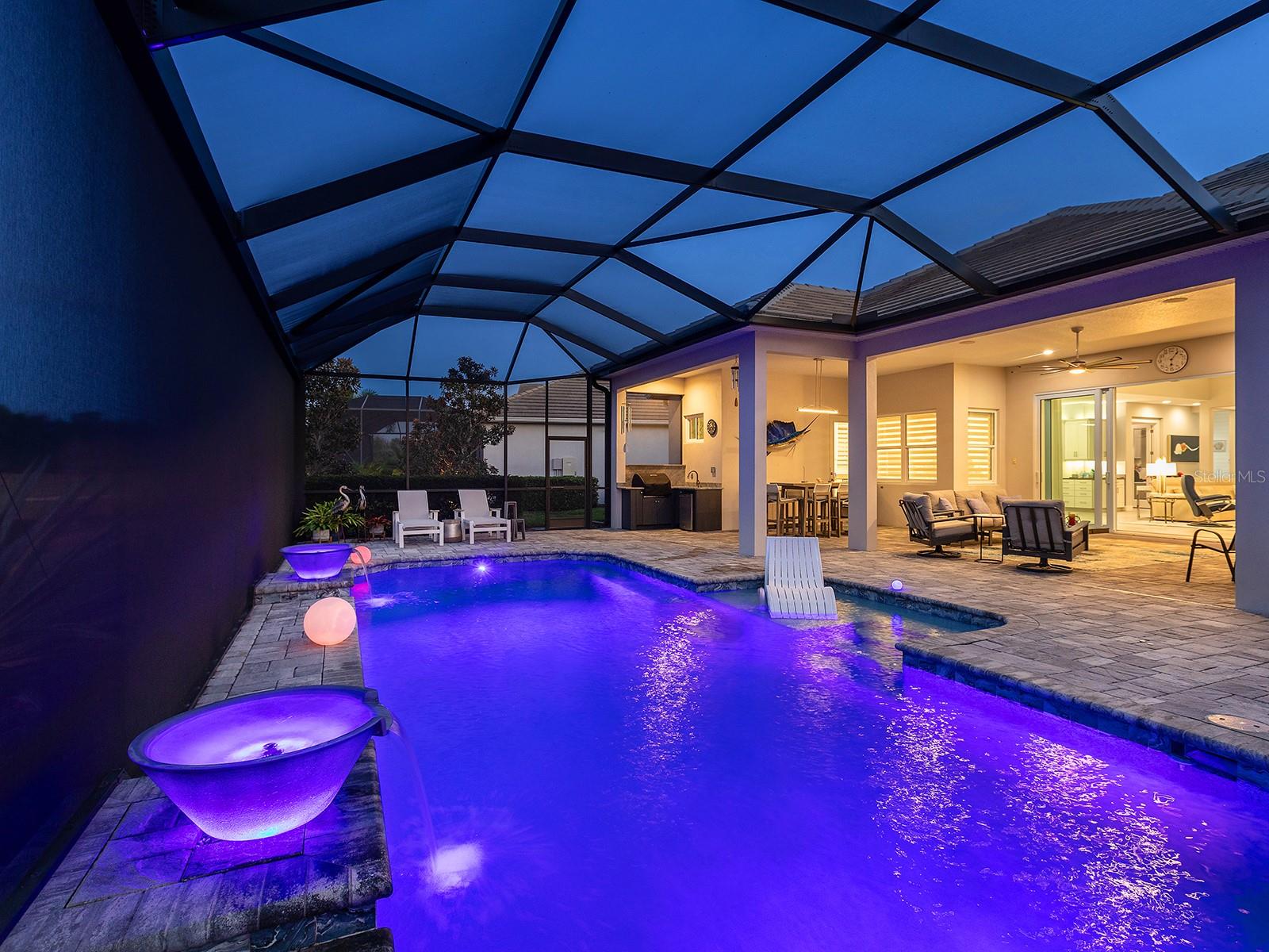 LAKEHOUSE COVE/WATERSIDE PH 1A - Residential