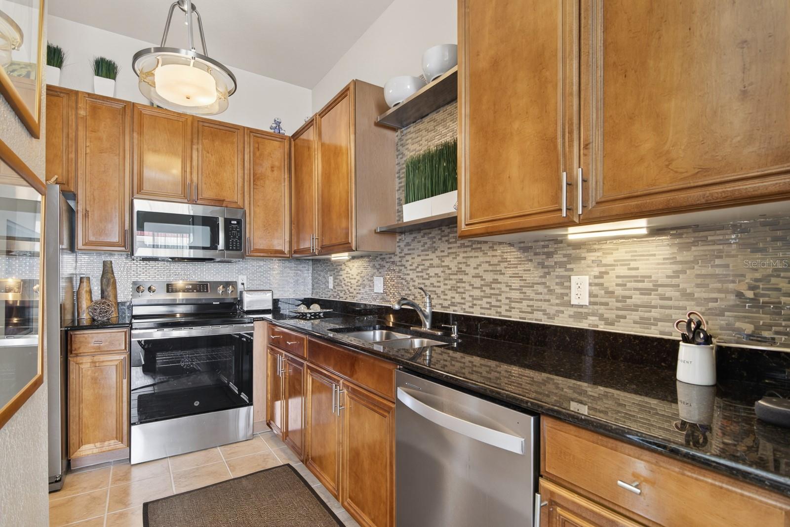 PARKCREST HARBOUR ISLAND CONDO - Residential