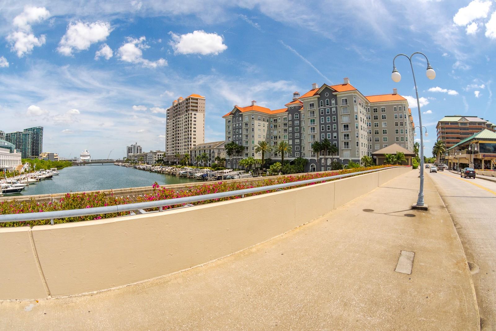 PARKCREST HARBOUR ISLAND CONDO - Residential