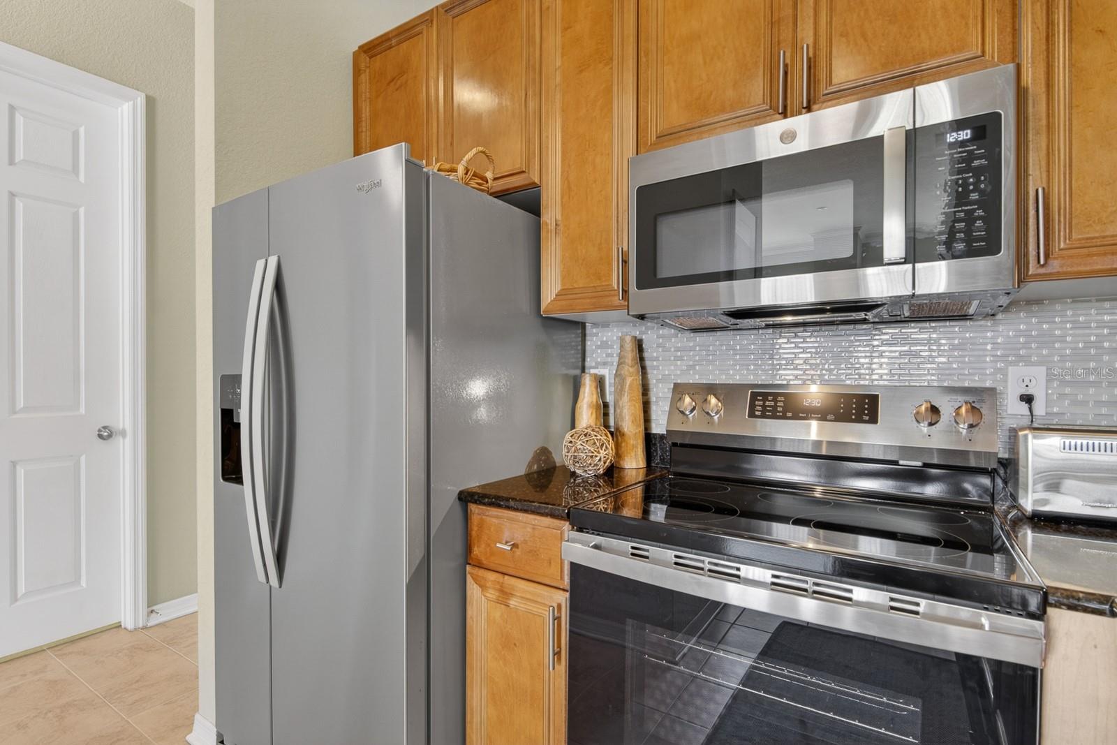 PARKCREST HARBOUR ISLAND CONDO - Residential