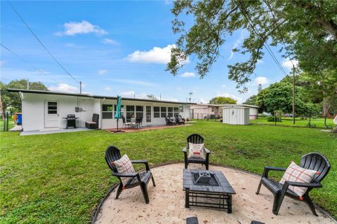 A home in SEMINOLE