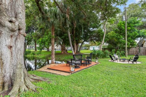 A home in SEMINOLE