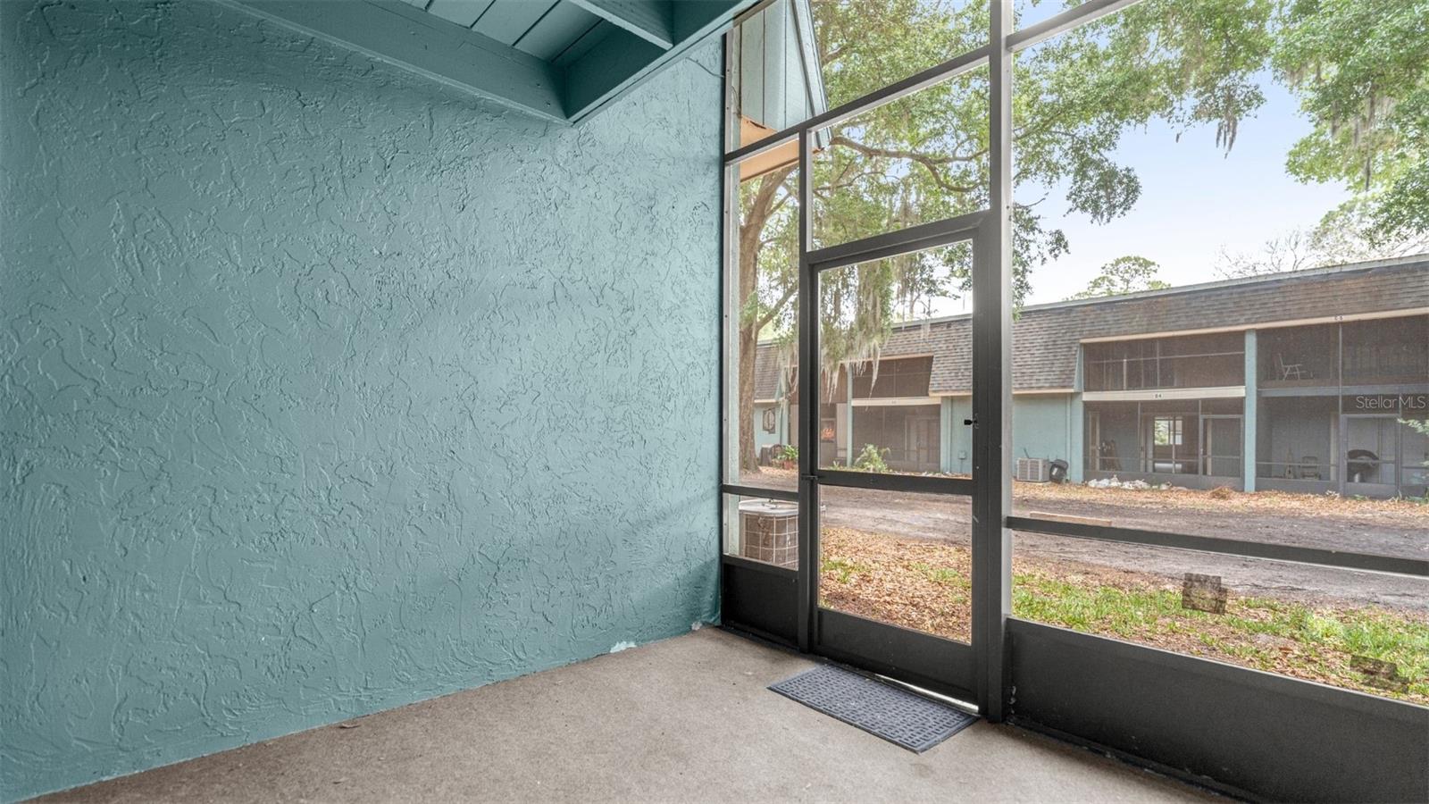 CRICKET CLUB CONDO - Residential