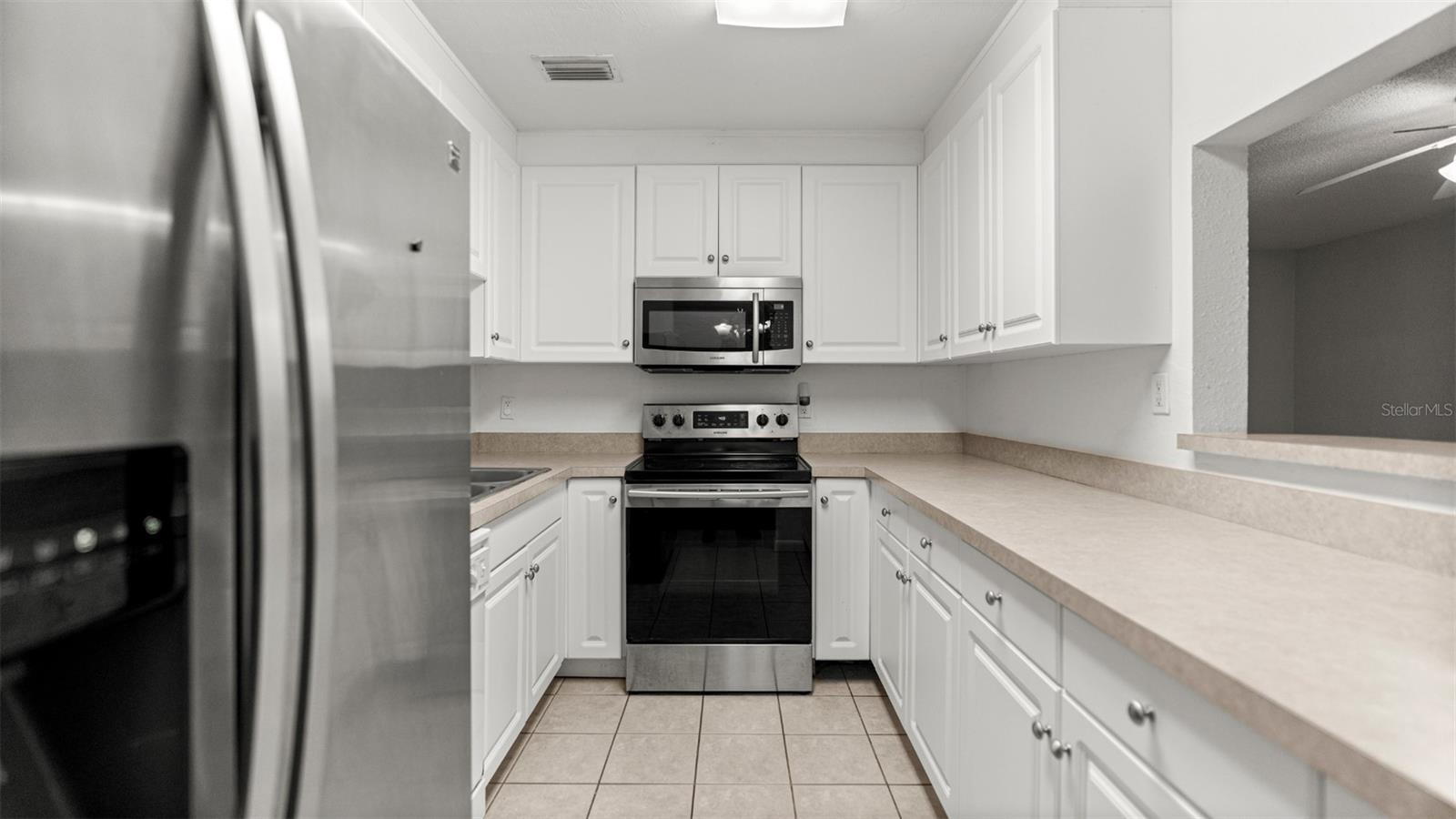 CRICKET CLUB CONDO - Residential