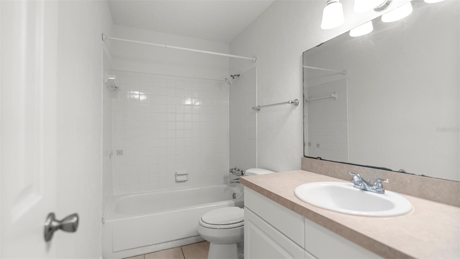CRICKET CLUB CONDO - Residential