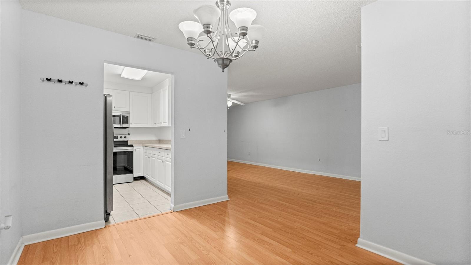 CRICKET CLUB CONDO - Residential