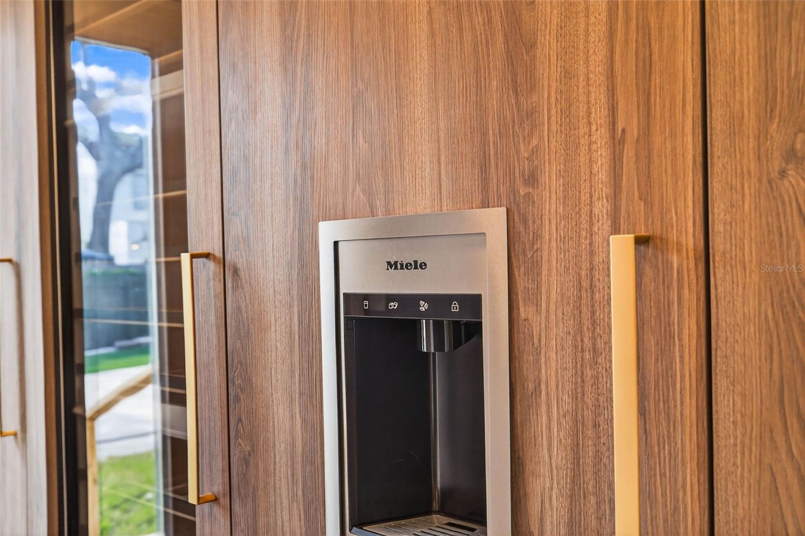 BARNARD ERASTUS A S REV SUB - Residential