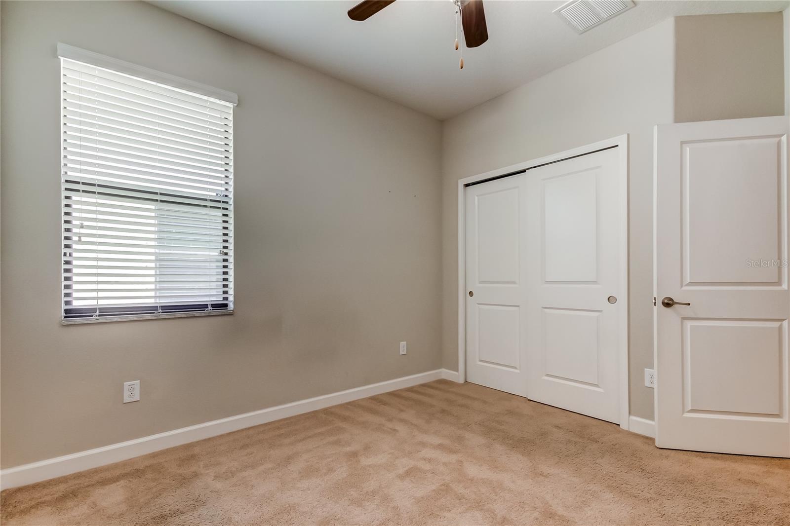 OAKS AT SHADY CREEK PH 1 - Residential Lease