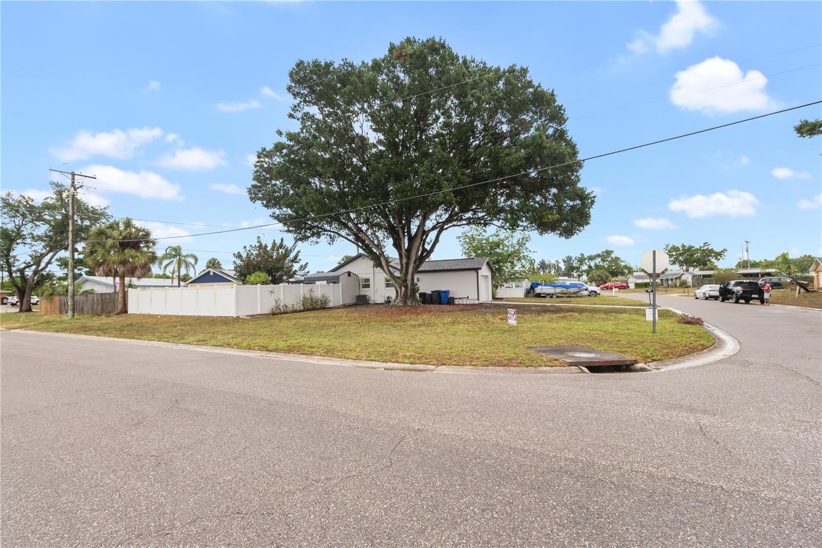APOLLO BEACH UNIT 1 PT 2 - Residential