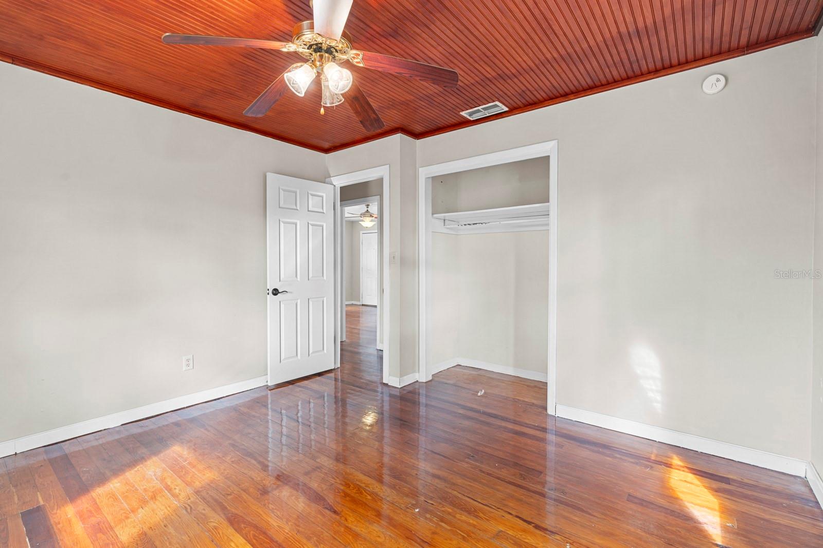 SEFFNER HEIGHTS - Residential