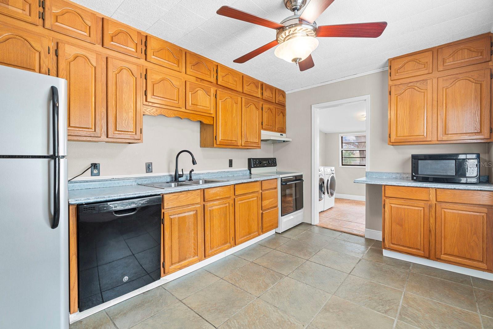 SEFFNER HEIGHTS - Residential