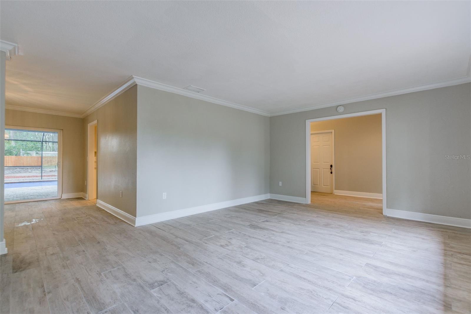 DURANT OAKS - Residential Lease