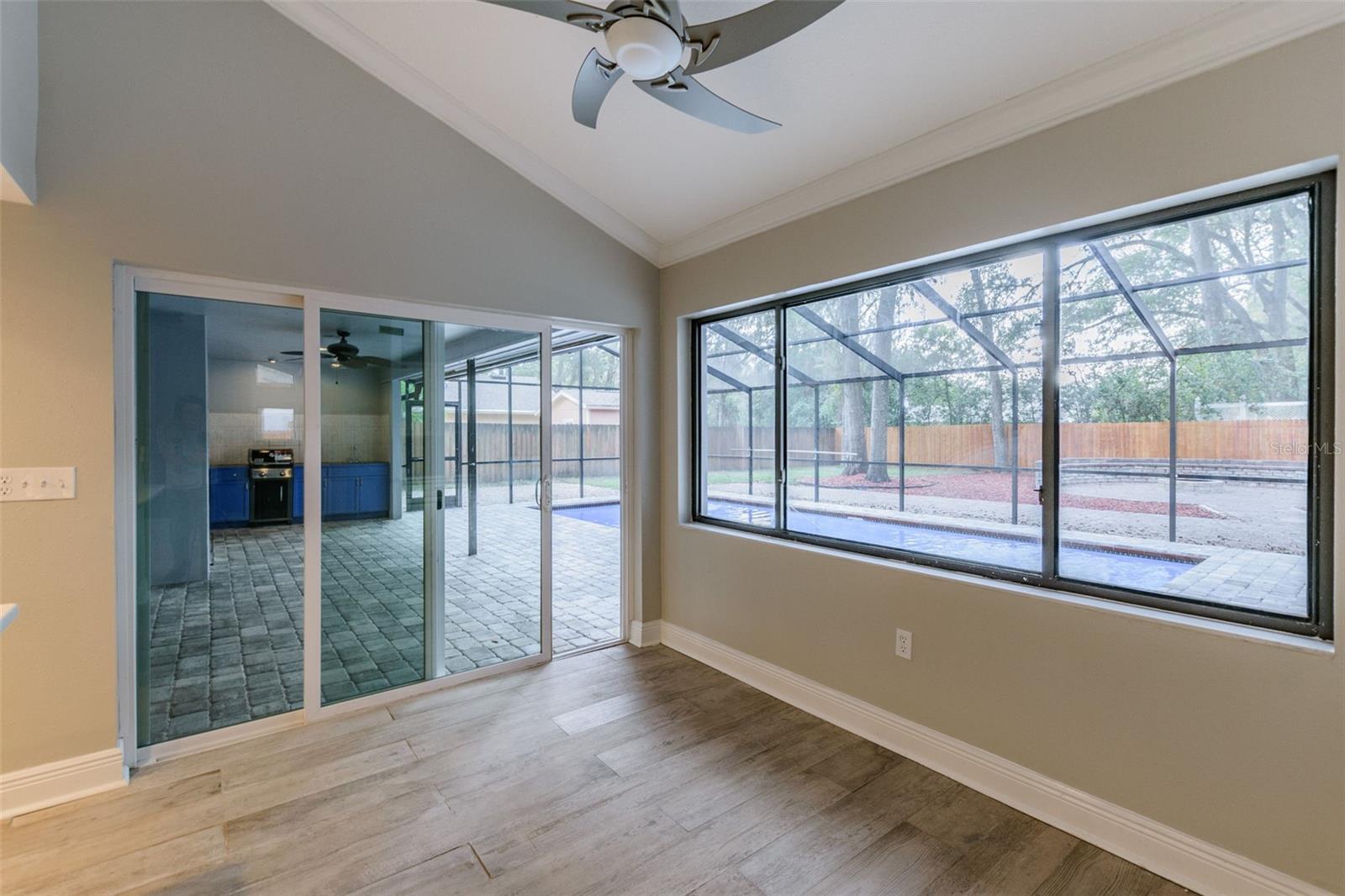 DURANT OAKS - Residential Lease