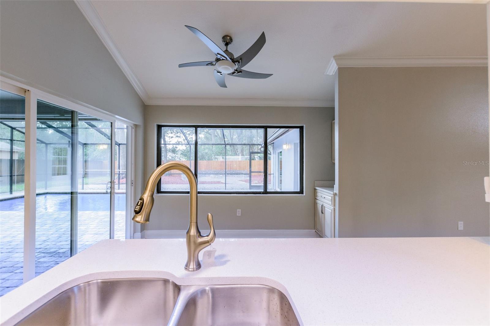 DURANT OAKS - Residential Lease