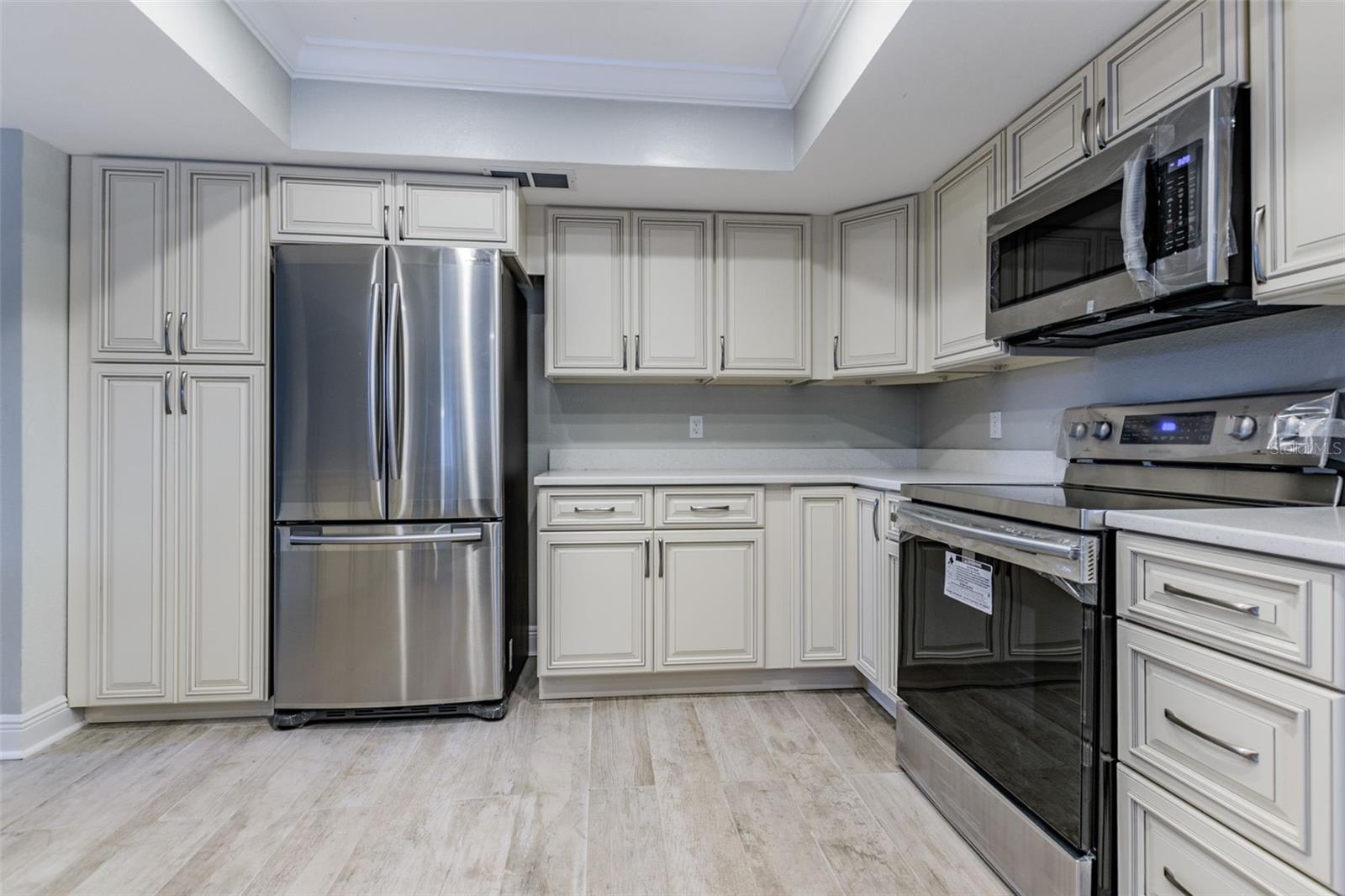 DURANT OAKS - Residential Lease