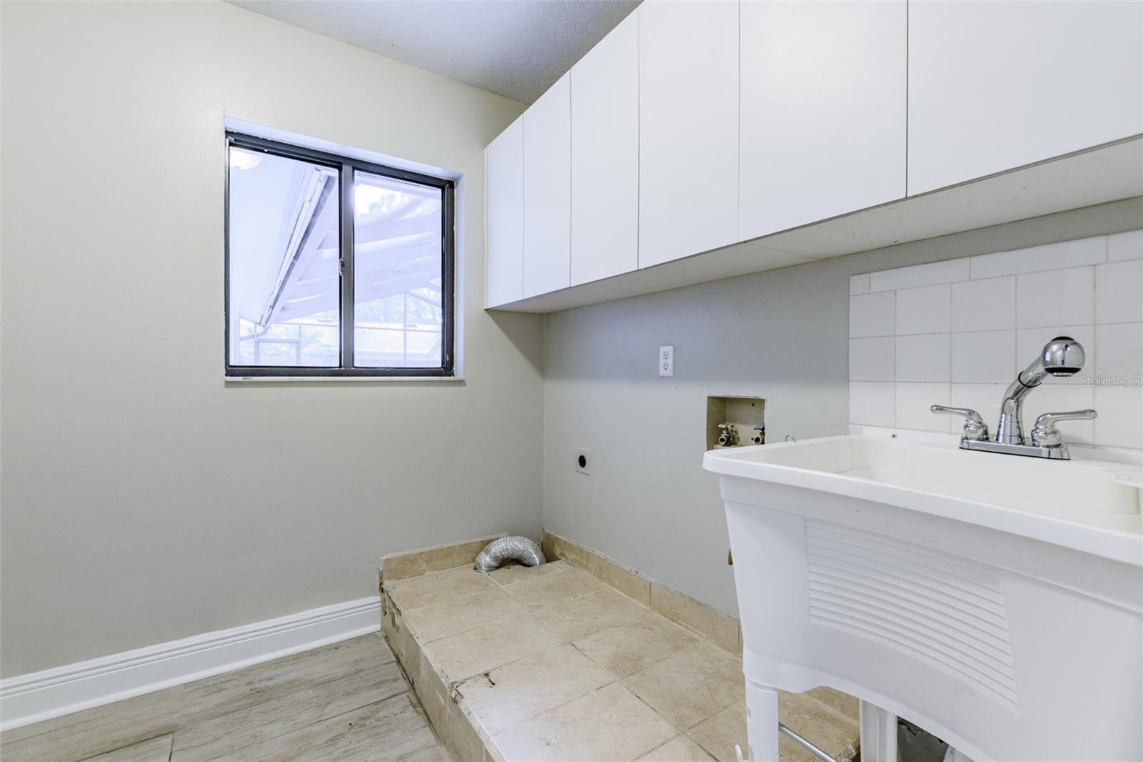 DURANT OAKS - Residential Lease