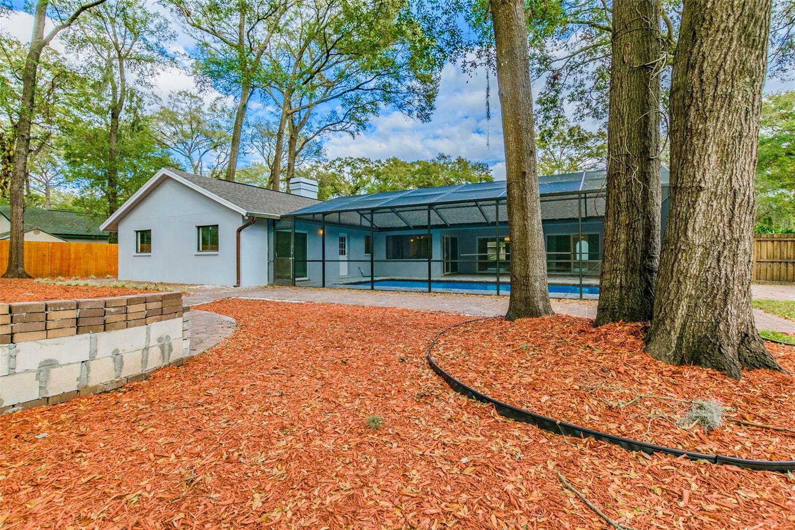 DURANT OAKS - Residential Lease