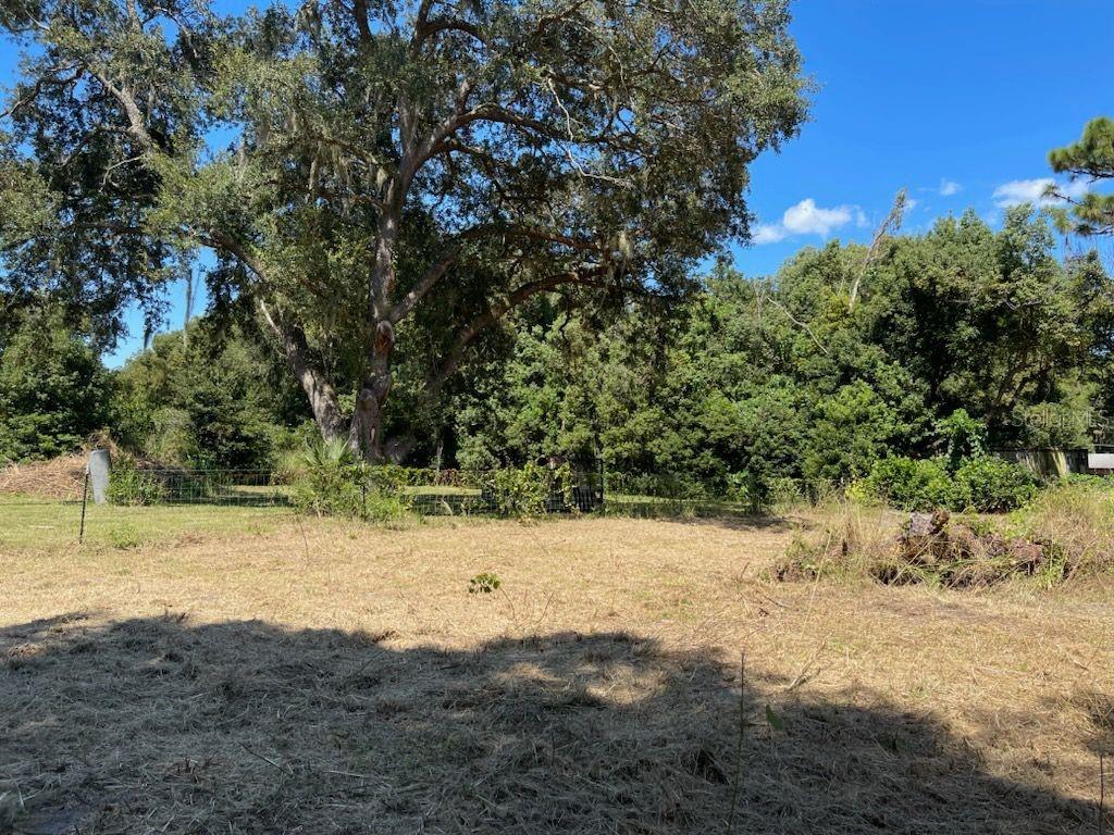 ROSENWALD GARDENS PT REP SUB - Land