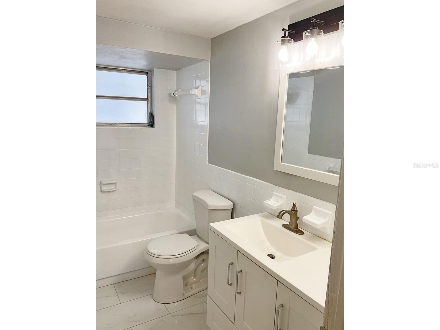 DODGE CITY - Residential Lease