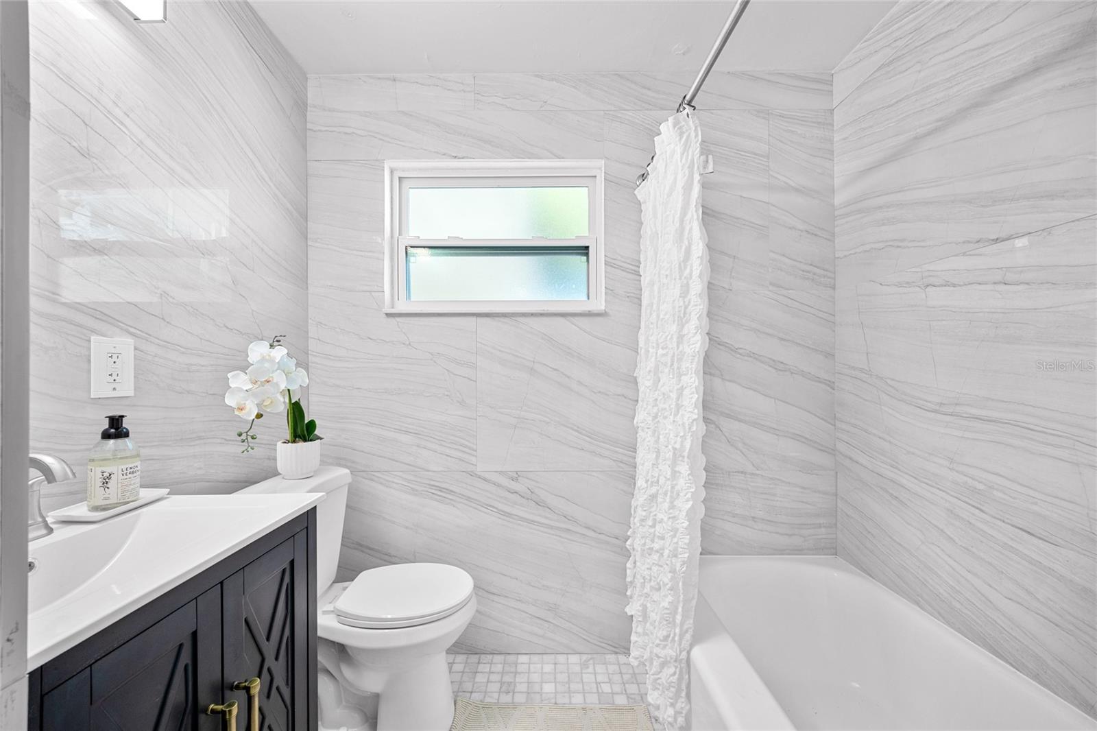 GANDY GARDENS 7 - Residential