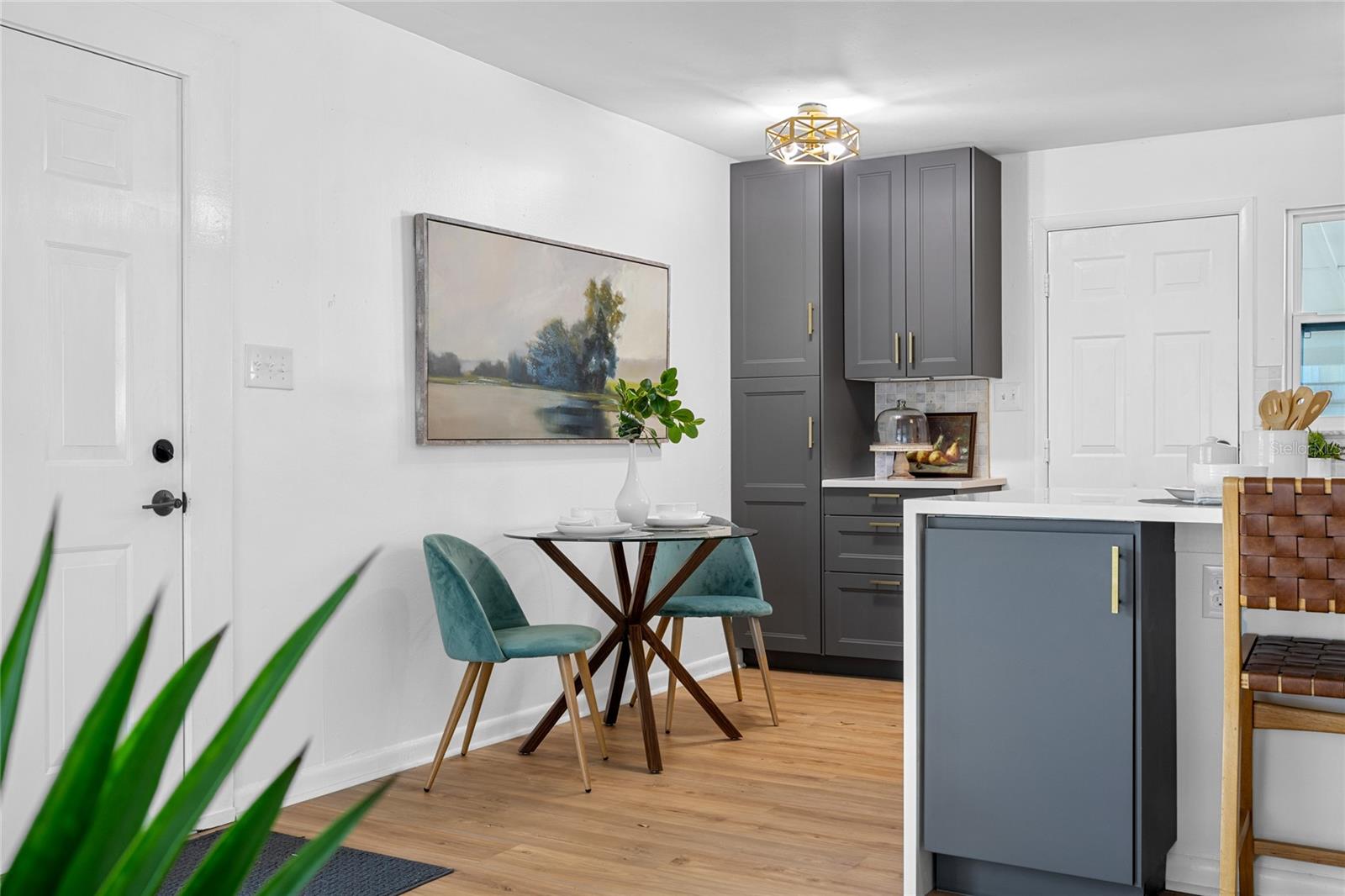 GANDY GARDENS 7 - Residential