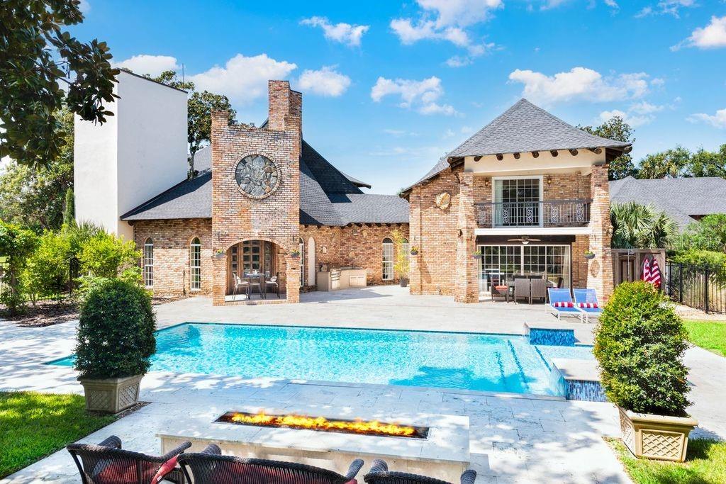 2627 JOHN ANDERSON DRIVE